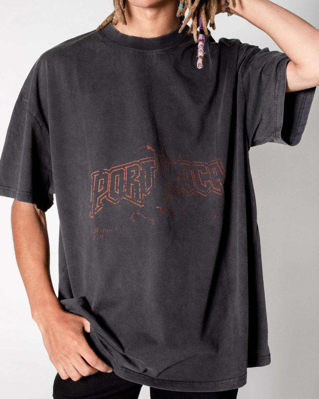 THE ENTRÉE GRAPHIC TEE : FADED BLACK
